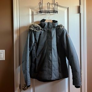 Obermeyer Tuscany II Insulated Jacket with removable fur lined hood
